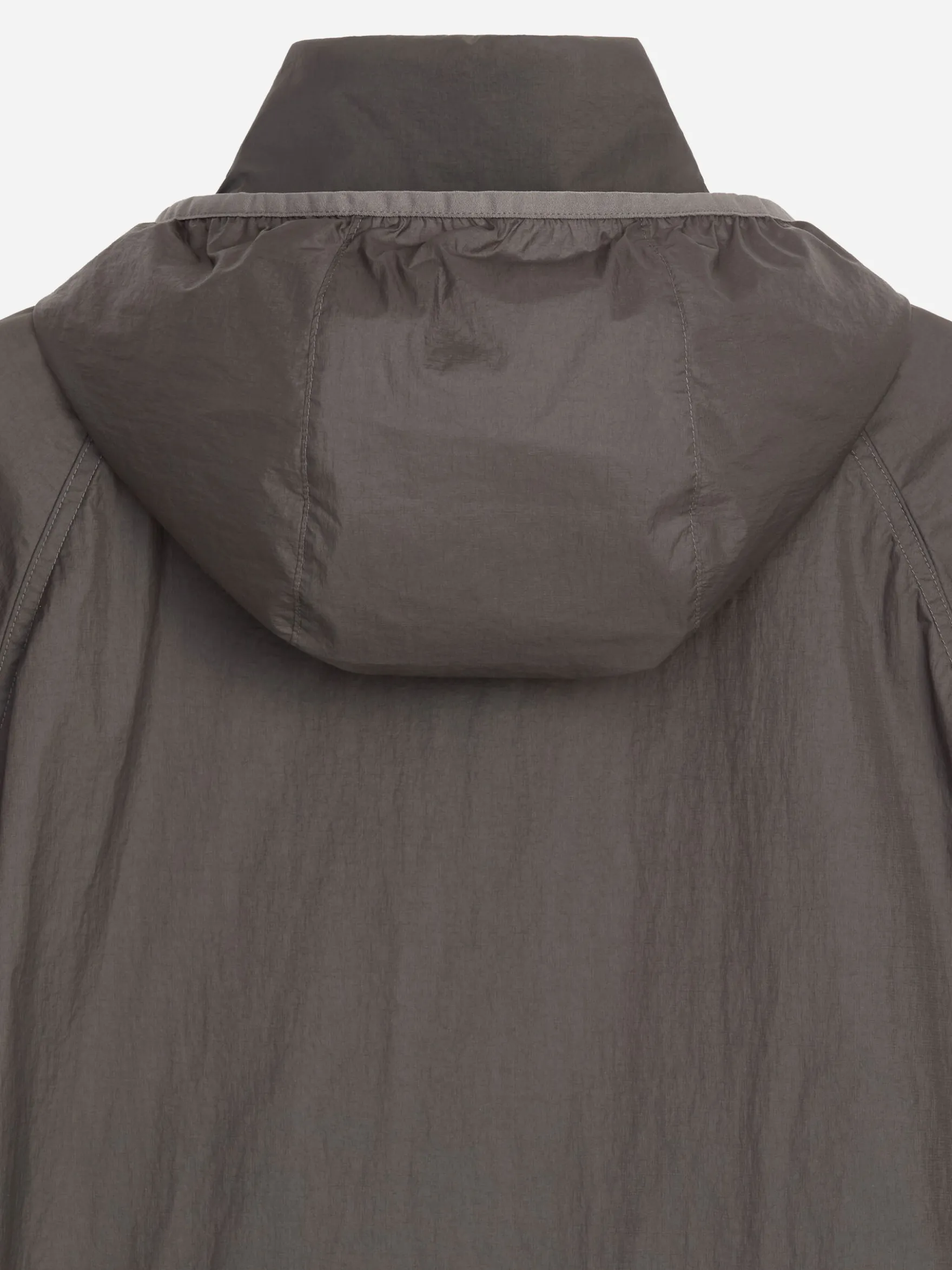 Minimalistischer Windbreaker