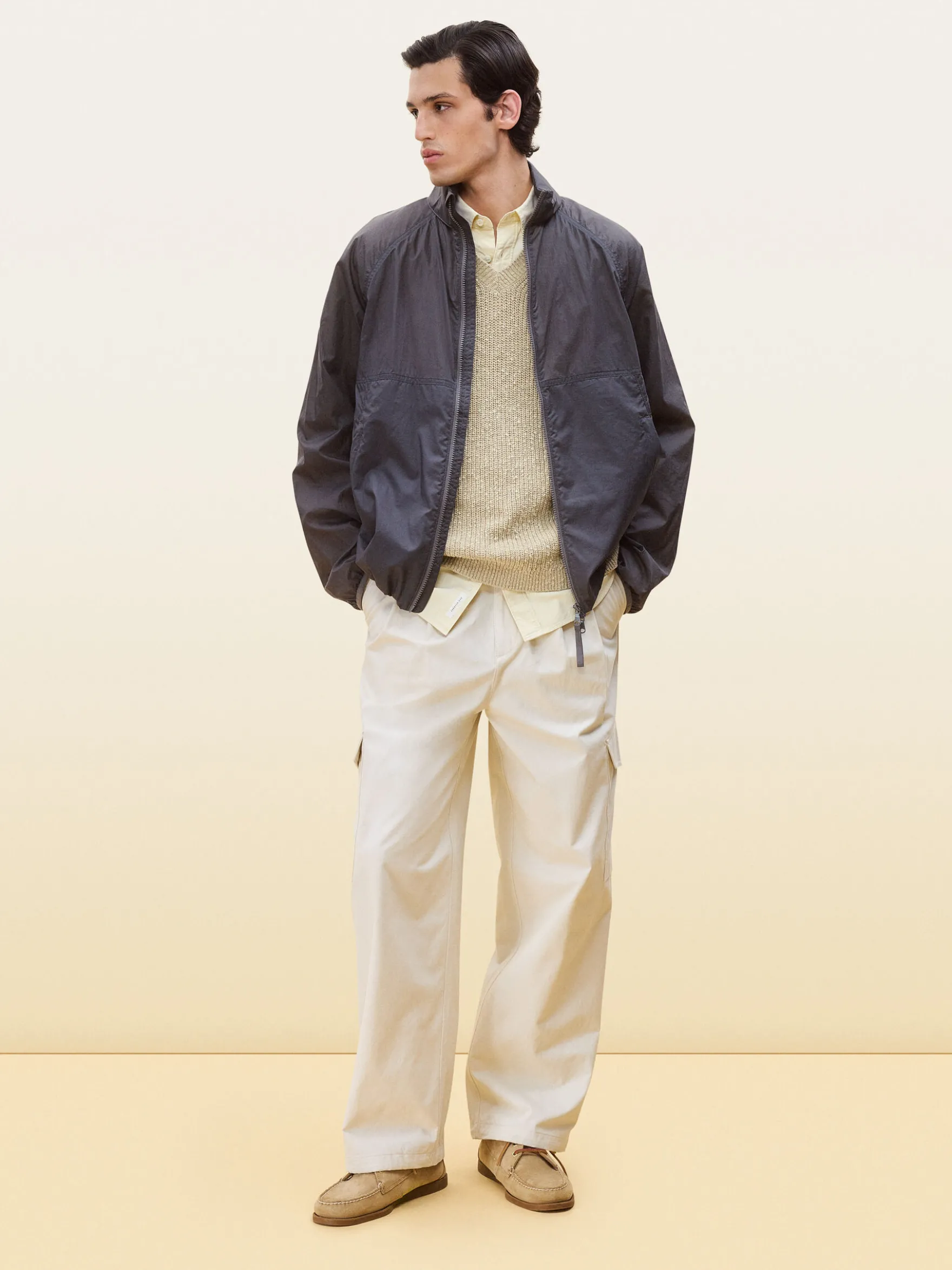 Minimalistischer Windbreaker