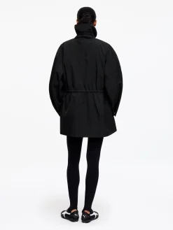 Nylonjacke mit hohem Kragen