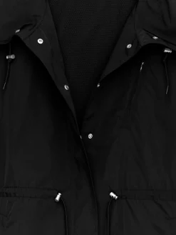 Nylonjacke mit hohem Kragen