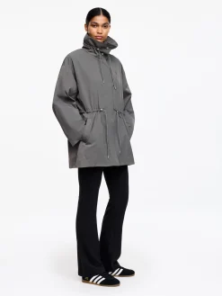 Nylonjacke mit hohem Kragen