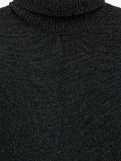 Rollkragenpullover aus Wolle