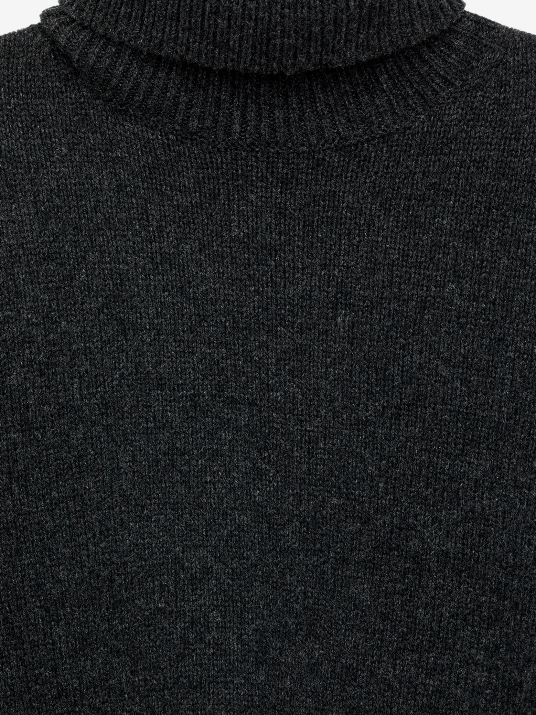 Rollkragenpullover aus Wolle