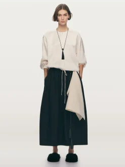 Satinbluse mit voluminösen Ärmeln