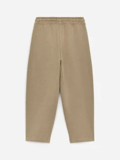 Schmal zulaufende Jogginghose