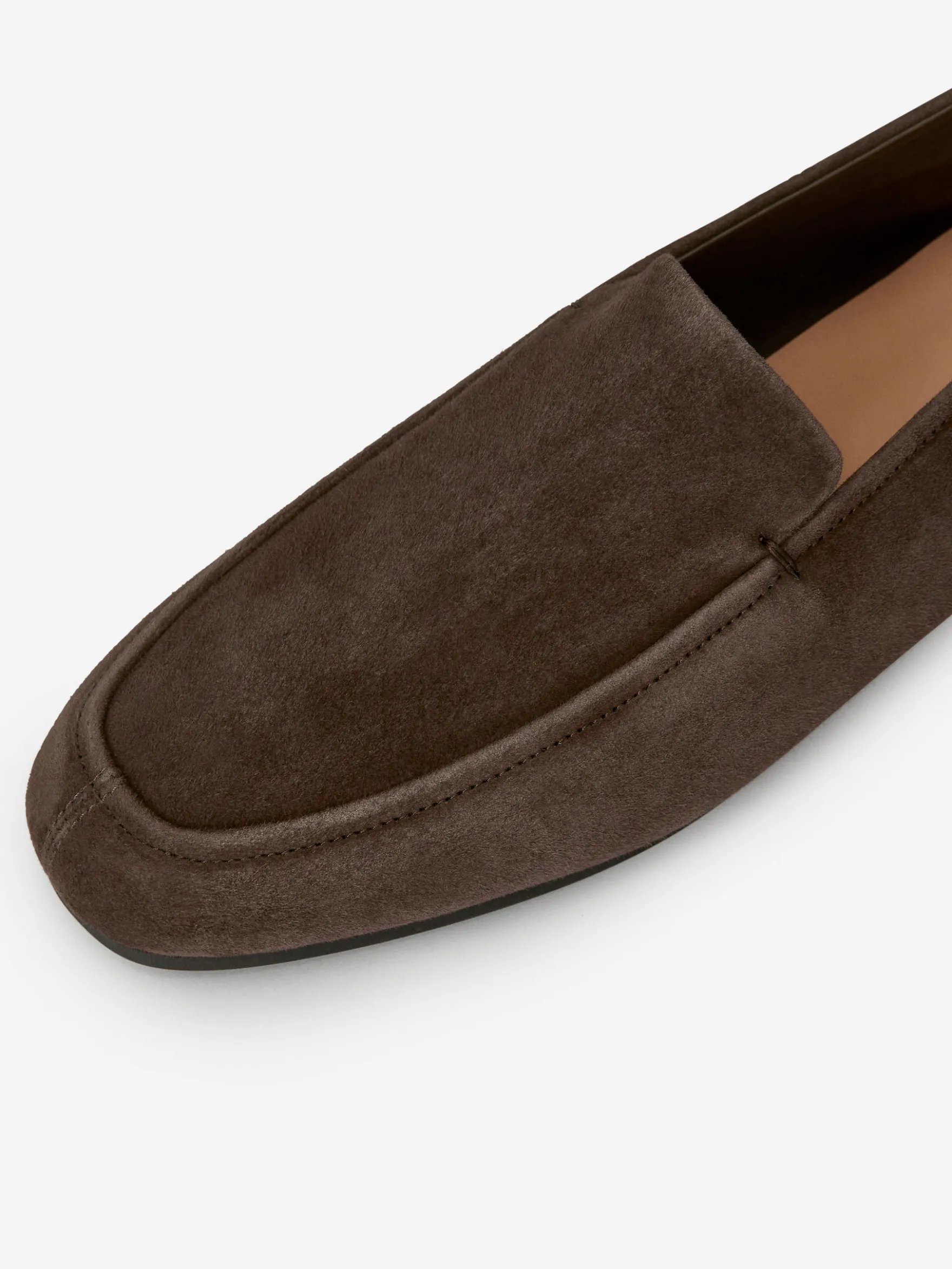 Schmaler Loafer aus Veloursleder