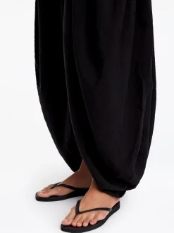 Sleepers Tapered Flip Flops
