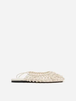 Slingpumps aus gewebtem Leder