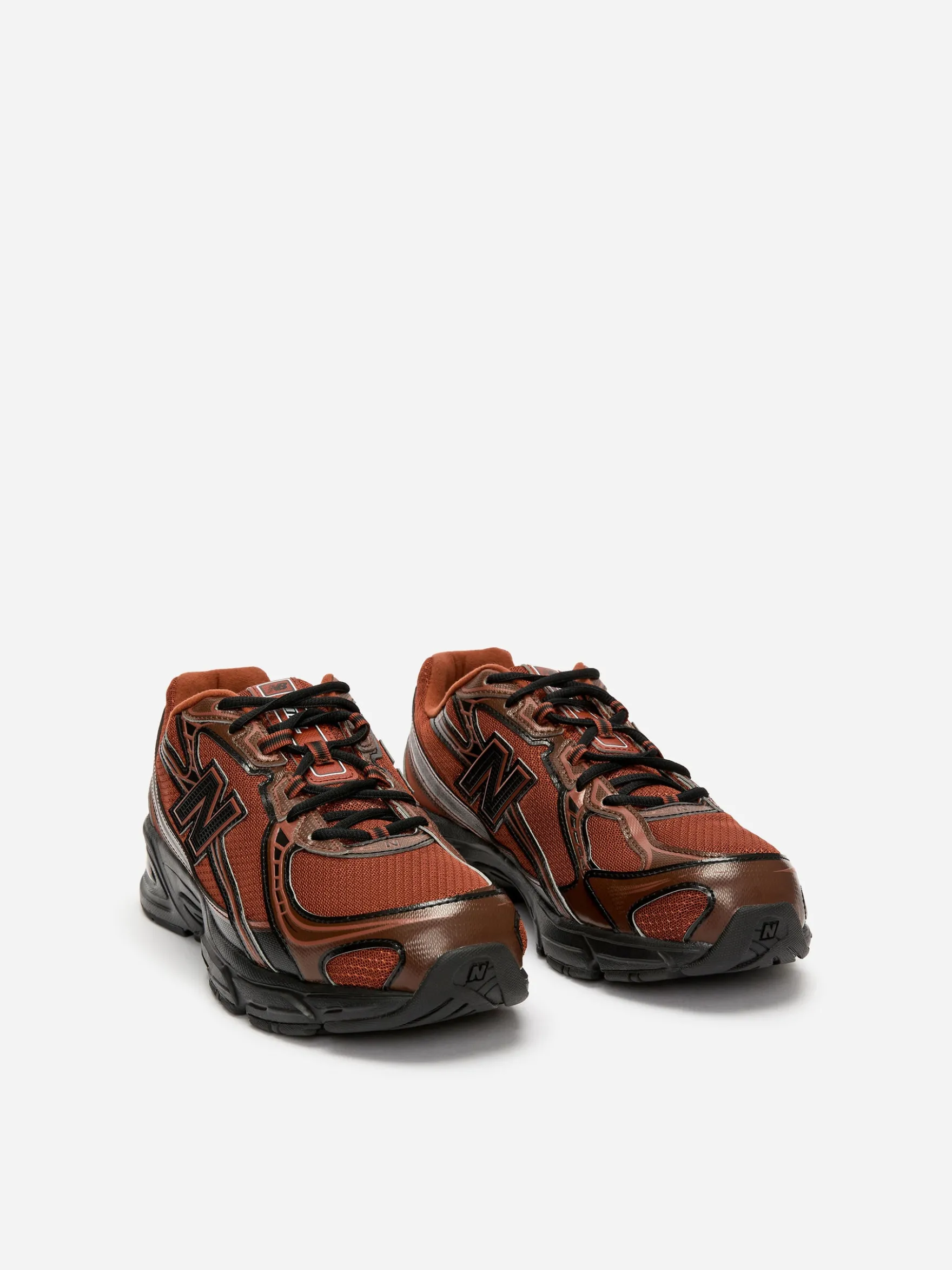 Sneaker 740 von New Balance