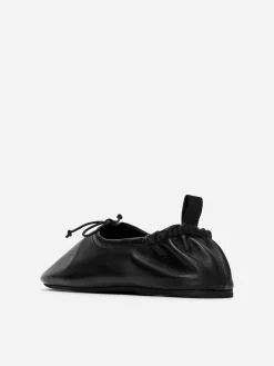 Sportlicher Lederballerina