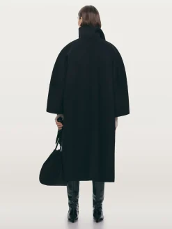 Stiefel aus glänzendem Leder