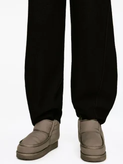 Stiefel mit Füllung