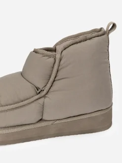 Stiefel mit Füllung