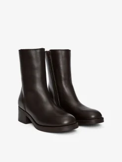 Stiefelette mit dicker Sohle