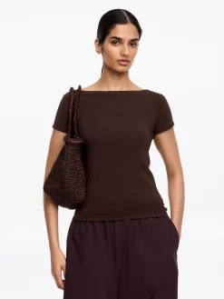 Stretch-T-Shirt mit U-Boot-Ausschnitt
