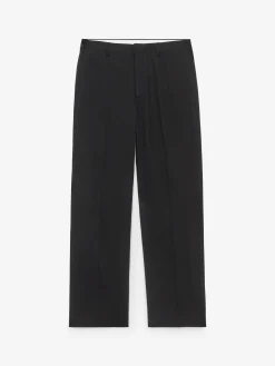 Taillierte Hose mit weiter Passform