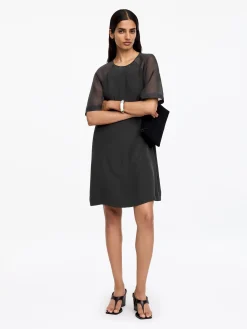 T-Shirt-Kleid aus Seide