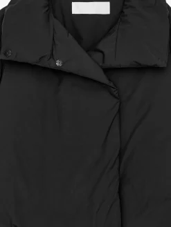 Upcycled Down™ Jacke mit hohem Kragen