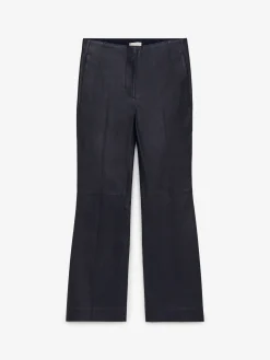 Verkürzte, ausgestellte Lederhose