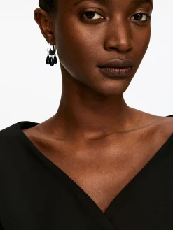 Versilberte Hoops