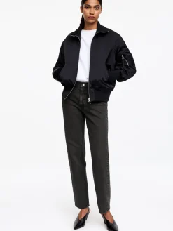 VIOLET Tapered Jeans