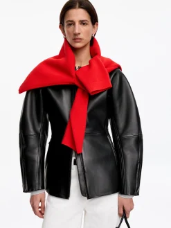 Vorgeformte Lederjacke