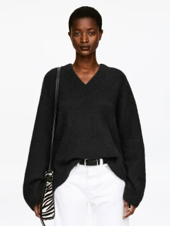V-Pullover aus Alpakawolle und Wolle