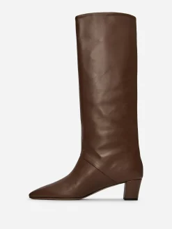 Wadenhoher Lederstiefel