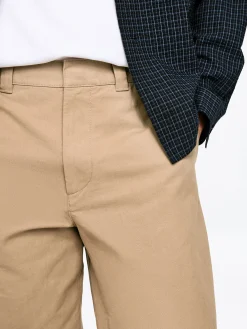 Weite Chinohose aus Baumwolle