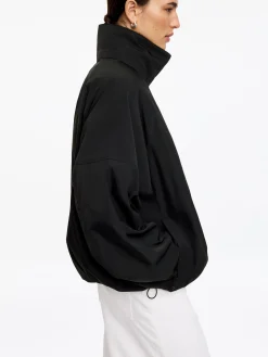 Windbreaker mit Kordelzug